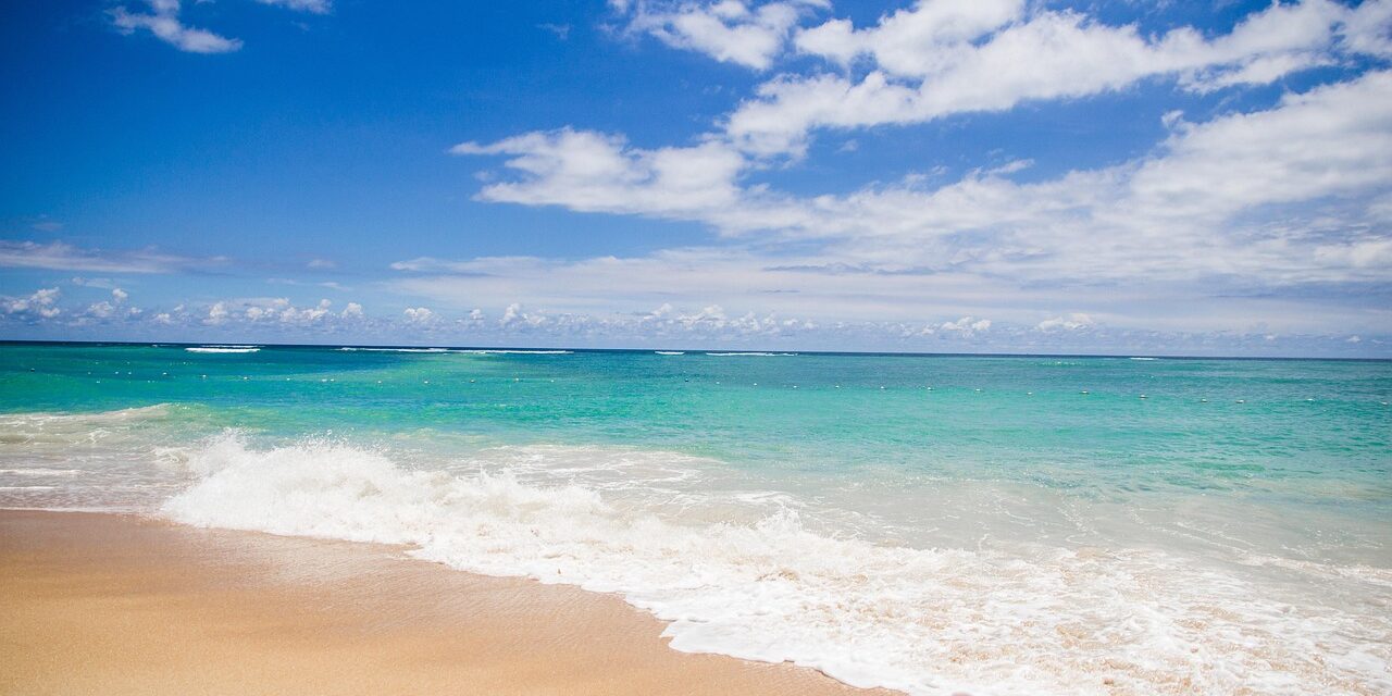 beach-2413081_1280
